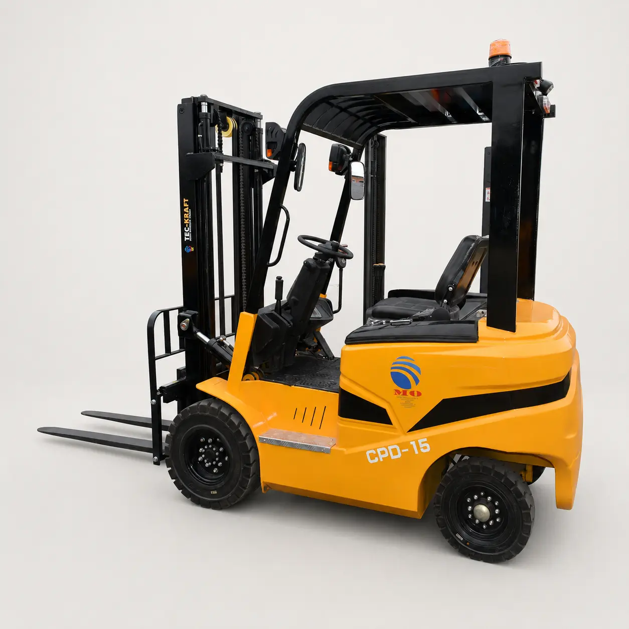 TEC-KRAFT električni viljuškar 1.5T - fotografija 1